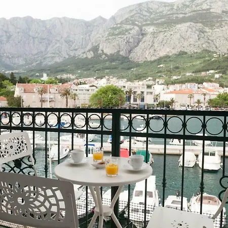 아파트 Bura In Makarska, City Center
